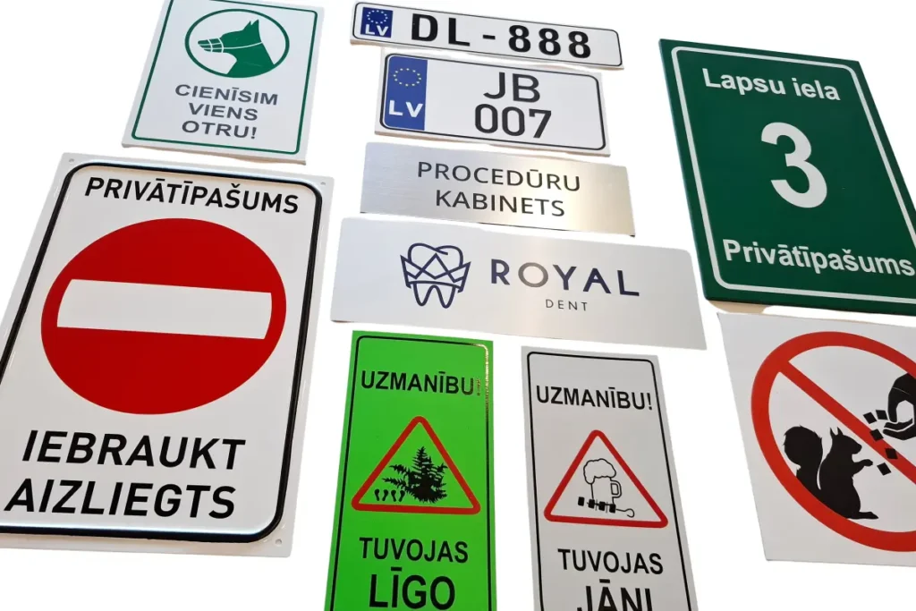 Plastikāta izkārtnes izgatavošana